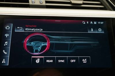 Audi Q8 SQ8 e-tron quattro