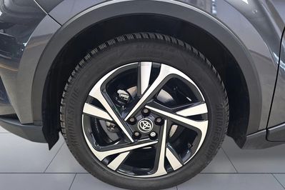 Toyota C-HR 2.0 Hybrid Style