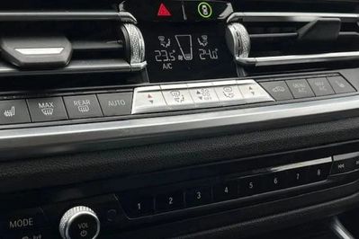 BMW Seria 3 Touring 320d Luxury Line