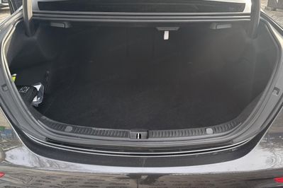 Mercedes E Klasa 220 d 4-Matic AMG