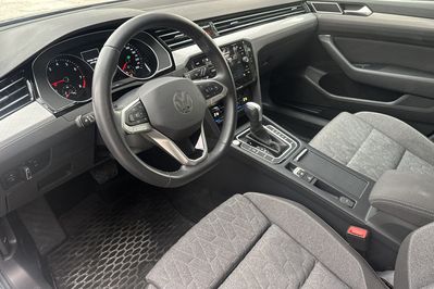 Volkswagen Passat Business  1.5 TSI EVO DSG