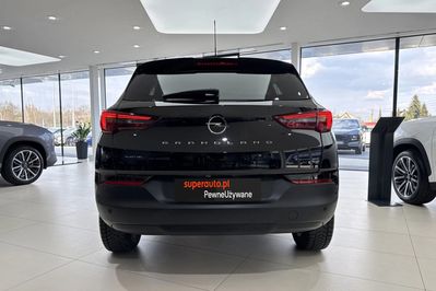 Opel Grandland X 1.2 T Business Pack