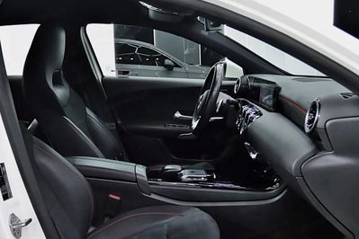 Mercedes Klasa A 180 AMG Line 7G-DCT