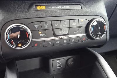 Ford Kuga 2.5 FHEV FWD Titanium