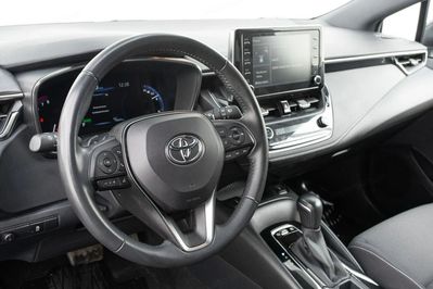 Toyota Corolla 2.0 Hybrid