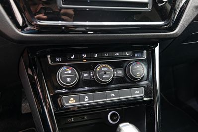 Volkswagen Touran 1.4 TSI Highline DSG 7os.