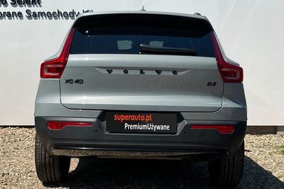 Volvo XC40 B3 Plus Dark