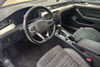 Volkswagen Passat Elegance 2.0 TSI  DSG