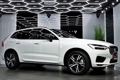 Volvo XC60 B4 B R-Design aut
