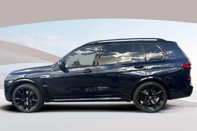 BMW X7 M60i xDrive