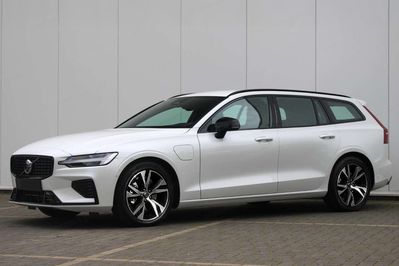 Volvo V60 T6 AWD Plug-In Hybrid Plus Dark