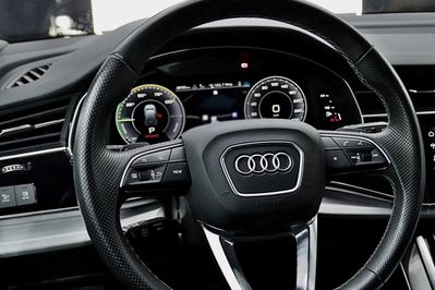 Audi Q7 60 TFSI e quattro S Line Tiptr.