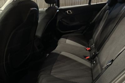 BMW Seria 1 118i Advantage
