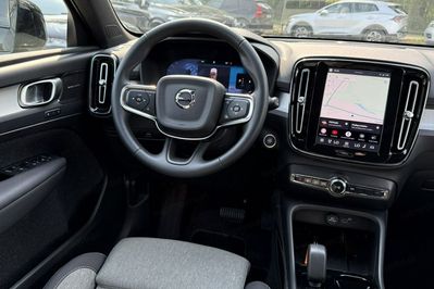 Volvo XC40 B3 Ultimate Dark