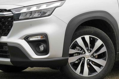 Suzuki S-Cross 1.4 SHVS Elegance 4WD