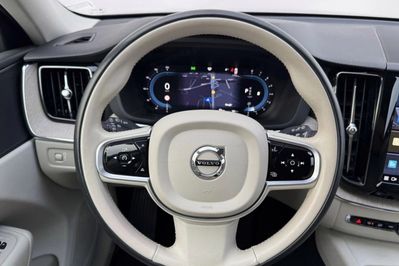 Volvo XC60 B5 B AWD Inscription aut