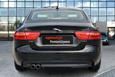Jaguar XE D Prestige