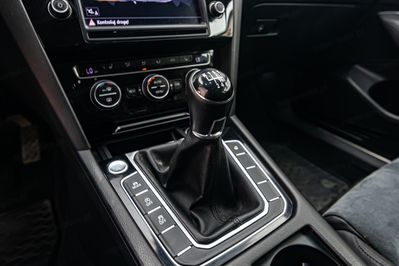 Volkswagen Passat 2.0 TDI  Highline