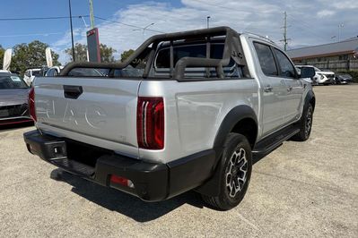 Jac T9 8AT 4x4