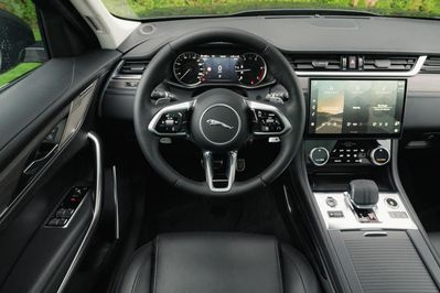 Jaguar F-Pace 2.0 D200 Mhev Awd Se