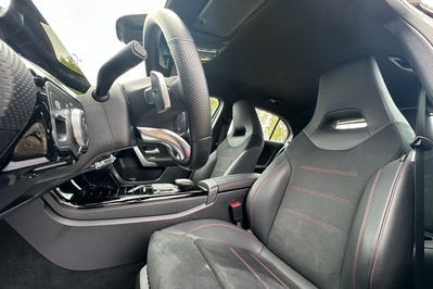 Mercedes Klasa A A 250 e AMG Line 8G-DCT