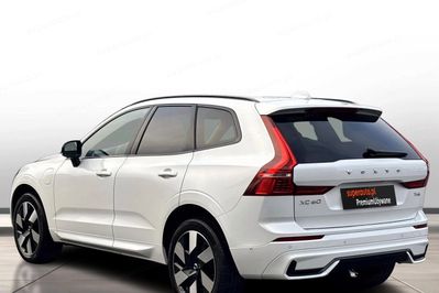 Volvo XC60 T6 Plug-In Hybrid AWD Plus Dark aut
