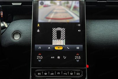 Citroen C5 Aircross Plus eDCT6 1.2 mHEV