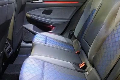 Volkswagen Golf R  2.0 TSI 4MOTION DSG