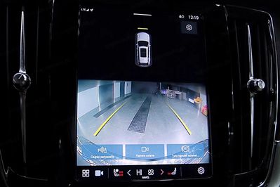 Volvo V90 Cross Country D4 AWD Pro