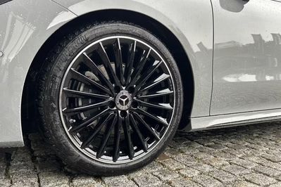 Mercedes CLA 250 4-Matic AMG Line Shooting Brake