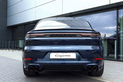 Porsche Cayenne Coupe Black Edition