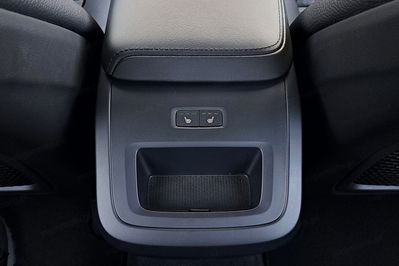 Volvo XC60 B4 D AWD Plus Dark