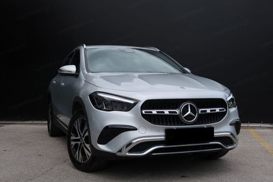 Mercedes GLA 200 Progressive