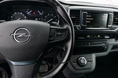 Opel Vivaro Extra Long L2H1 Enjoy A8