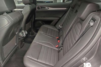 Alfa Romeo Stelvio Turbo Veloce Q4