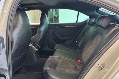 Skoda Superb 2.0 TSI Sportline DSG