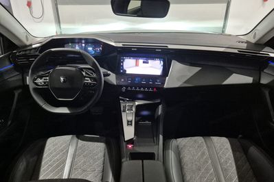 Peugeot 408 PureTech Allure Pack S&S EAT8
