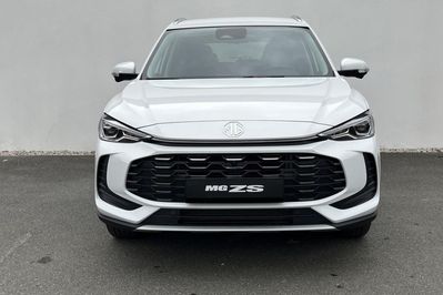 MG ZS 1.5 HEV+ Exclusive aut