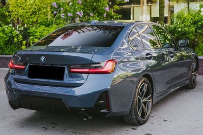 BMW Seria 3 330i xDrive M Sport