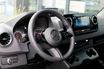 Mercedes Sprinter 317 CDI PRO Długi 9G-Tronic