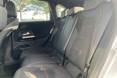 Mercedes B Klasa 220 4-Matic mHEV AMG Line 8G-DCT