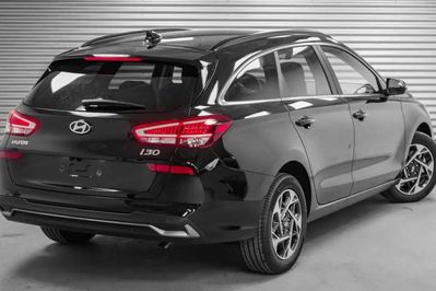 Hyundai i30 1.5 T-GDI 48V Smart DCT