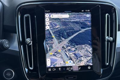 Volvo XC40 B3 Plus Dark