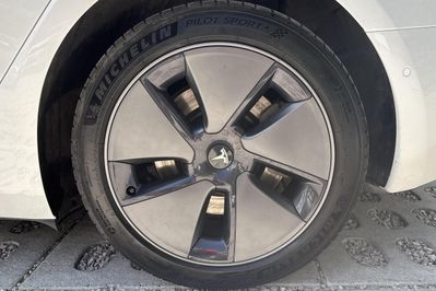 Tesla Model 3 Standard Range Plus