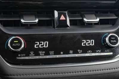 Toyota Corolla 1.8 Hybrid