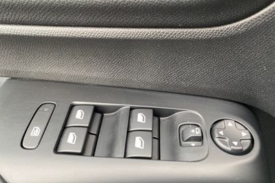 Citroen C5 Aircross Shine Pack 1.6 Hybrid e-EAT8