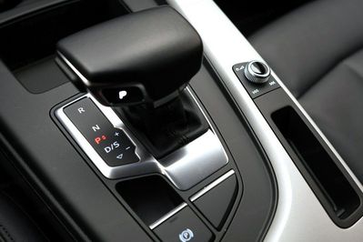 Audi A4 35 TDI mHEV S tronic