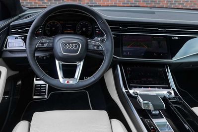 Audi Q8 TFSI e quattro