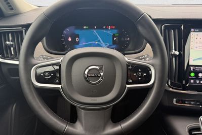 Volvo V90 T6 AWD Plug-In Hybrid Plus Dark