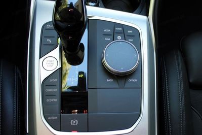 BMW Seria 3 Touring 320d Sport Line